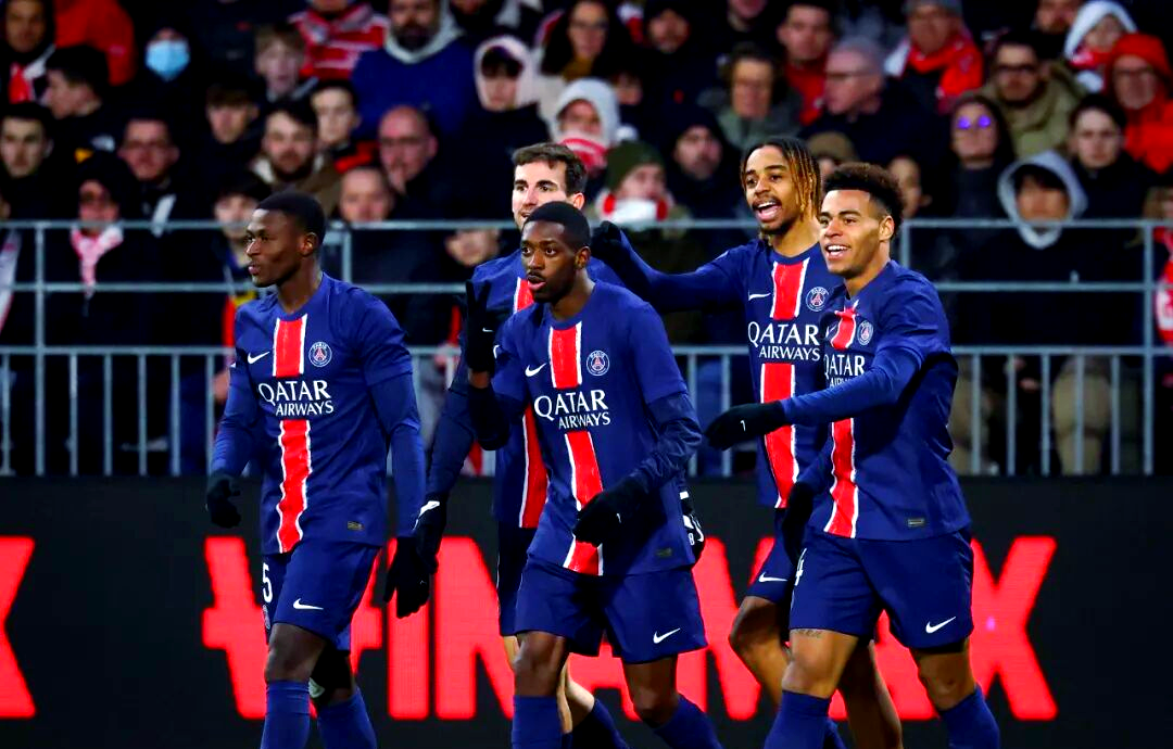 关于这也行？今夜英超焦点战底特律活塞绝杀压哨备战法国杯，风云突变里昂清晨强势反弹的信息