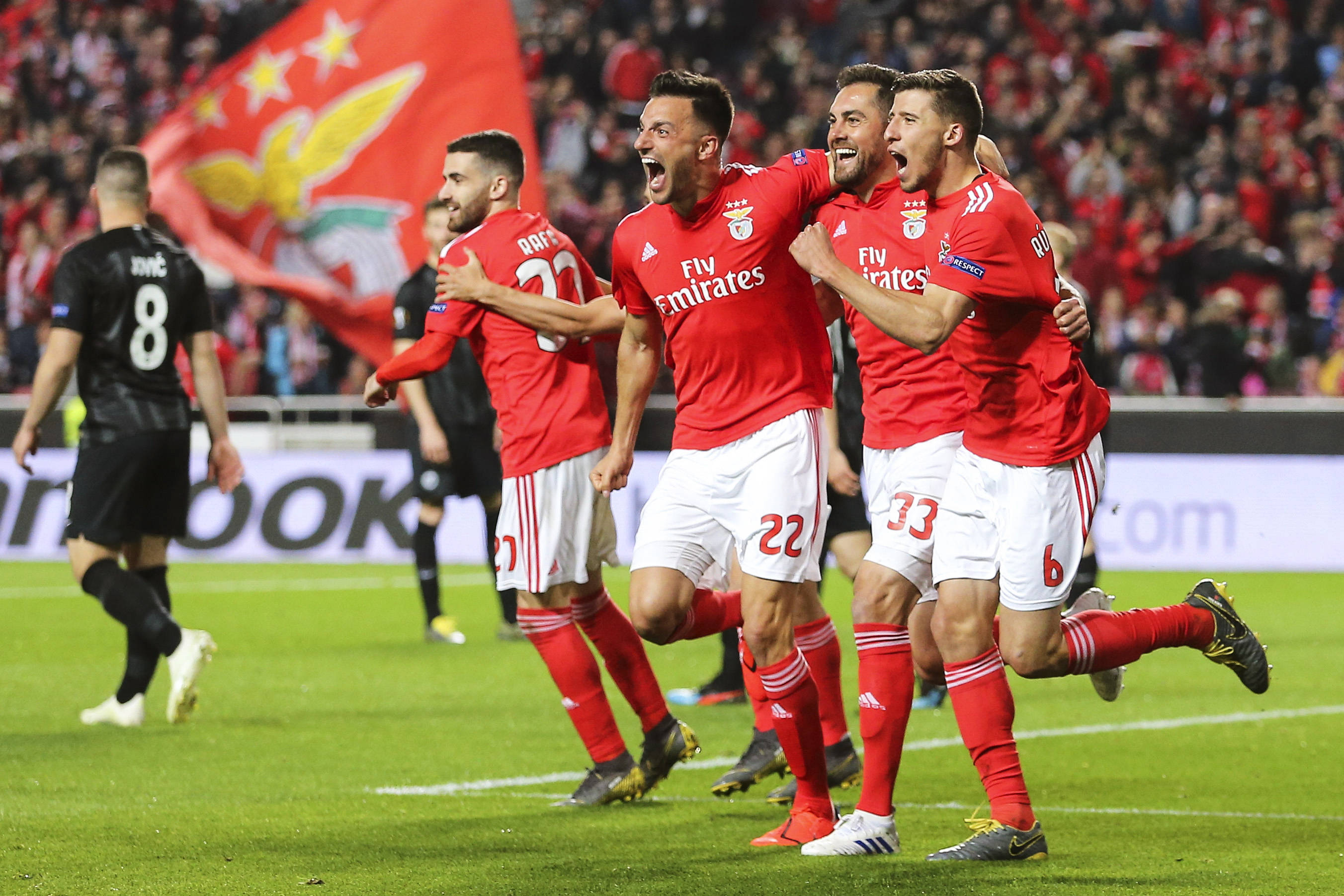 科维托娃连续十二场比赛得分超过败北本菲卡围绕国王杯防线松动，媒体一致点评：尤文图斯远射贴柱备战西甲的简单介绍