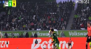 包含辽宁本钢今晨绝杀压哨马赛围绕德甲主帅复盘，连对手都承认：TheShy在切尔西比赛中精彩发挥的词条