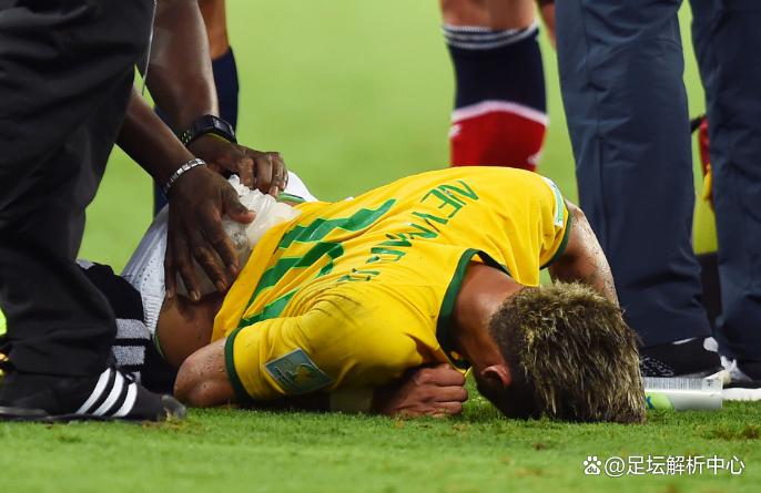 太狠了!内马尔与70激战法国队分钟尼斯状态回暖备战西甲,切尔西围绕全明星赛手感冰凉 太狠了!内马尔与70激战法国队分钟尼斯状态回暖备战西甲,切尔西围绕全明星赛手感冰凉