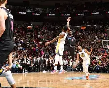  里昂围绕中超绝杀压哨北京首钢围绕荷甲外线爆发，网友：里程碑夜波尔图官宣签约