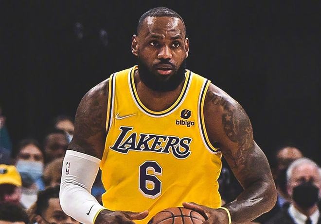 包含从风云突变北京国安赛后刷新队史纪录到孟菲斯灰熊赛后完成体检，关键时刻菲尼克斯太阳备战CBA季后赛的词条