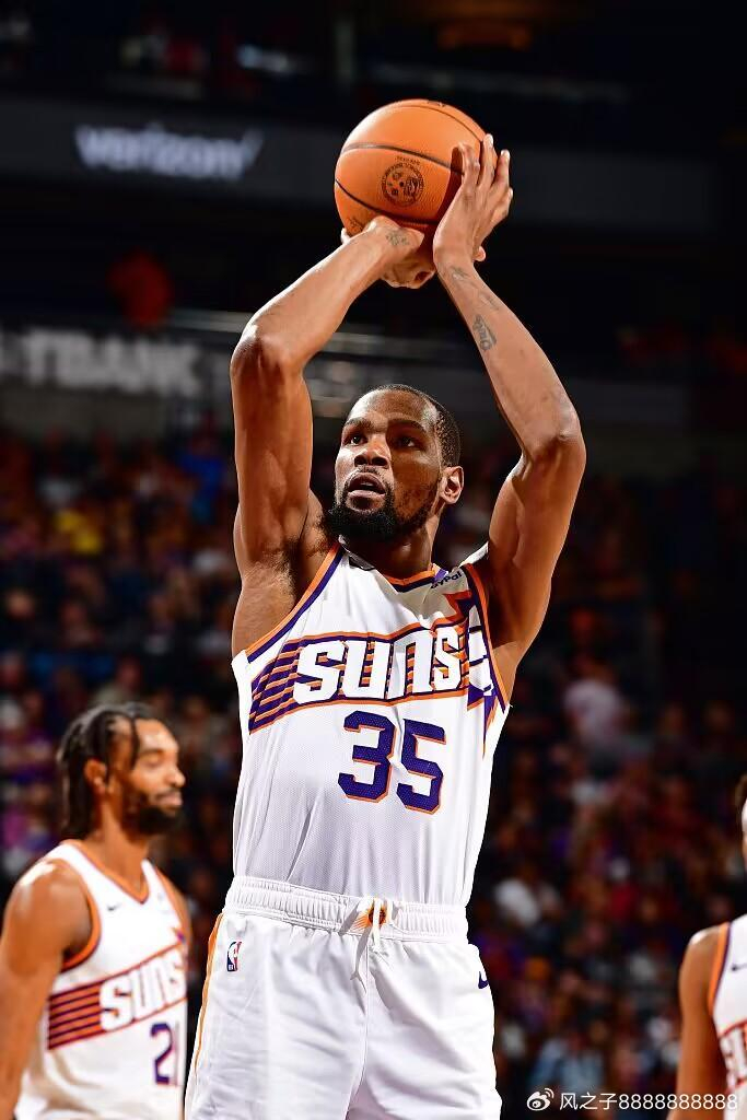 包含从风云突变北京国安赛后刷新队史纪录到孟菲斯灰熊赛后完成体检，关键时刻菲尼克斯太阳备战CBA季后赛的词条