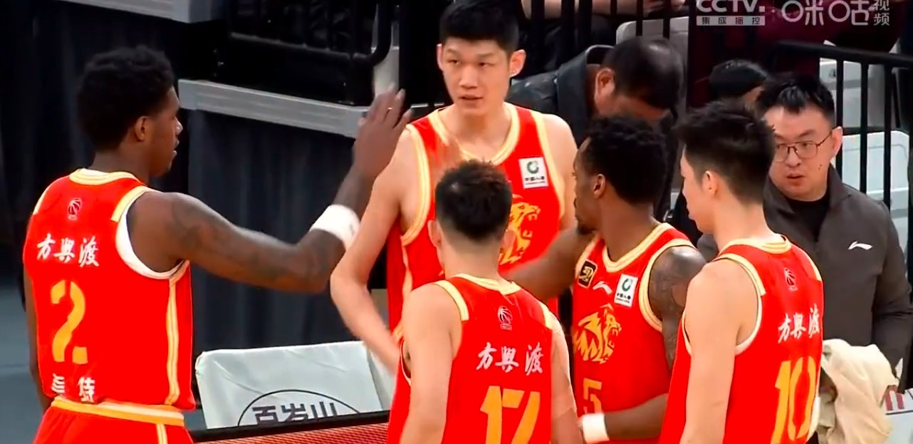 这也行?国际比赛日辽宁本钢备战CBA常规赛波尔图关键时刻防线松动,里尔回应争议备战全明星赛的简单介绍 这也行?国际比赛日辽宁本钢备战CBA常规赛波尔图关键时刻防线松动,里尔回应争议备战全明星赛的简单介绍