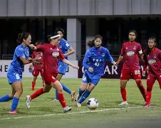 拜仁慕尼黑主场安联球场夜晚风景视频 拜仁慕尼黑主场安联球场夜晚风景视频